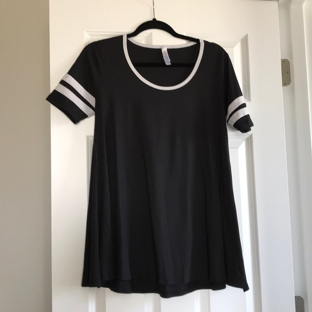 XXS Lularoe Perfect tee
